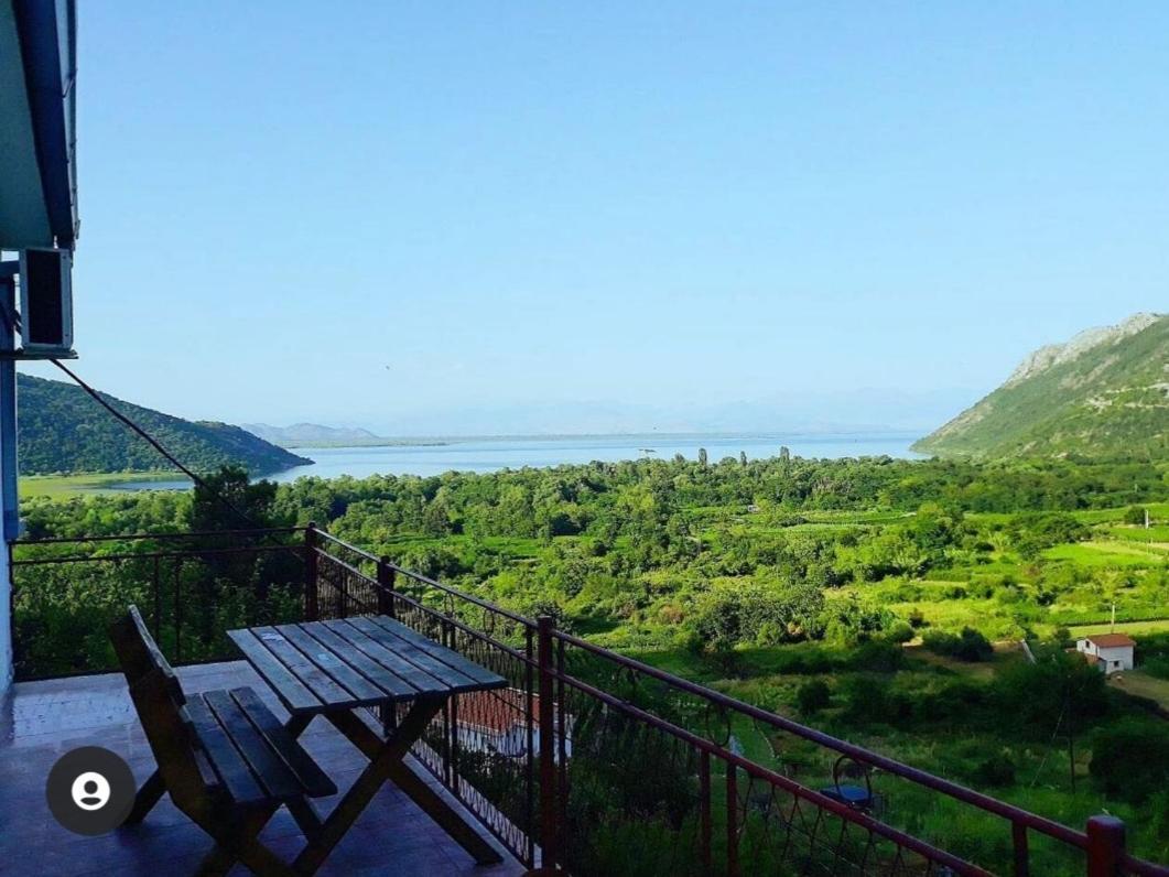 Farm House Godinje Екстер'єр фото