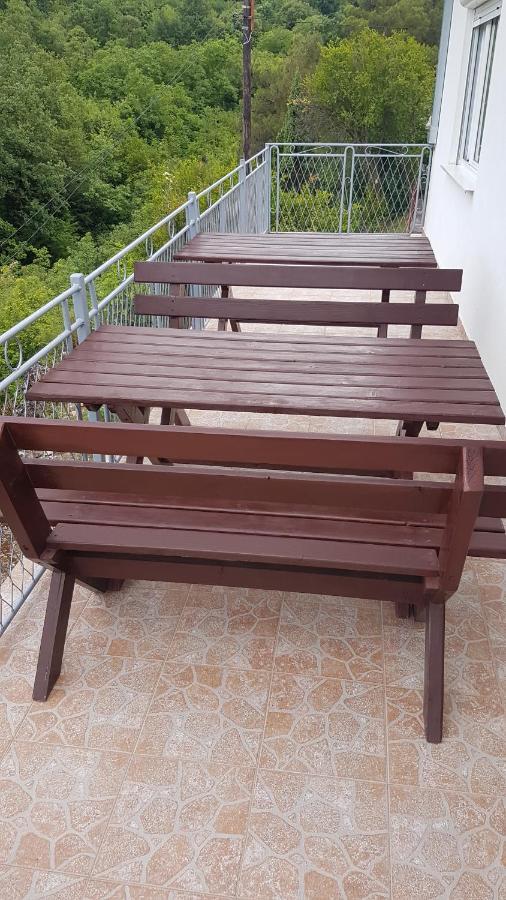 Farm House Godinje Екстер'єр фото